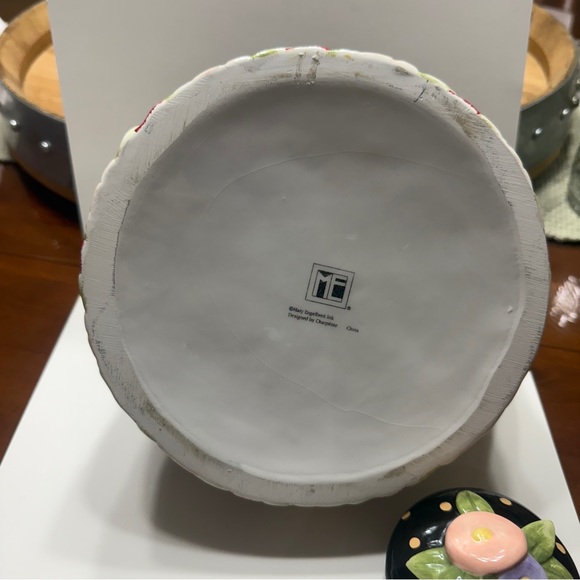 Mary Engelbreit Cottage rose teapot - Picture 10 of 13